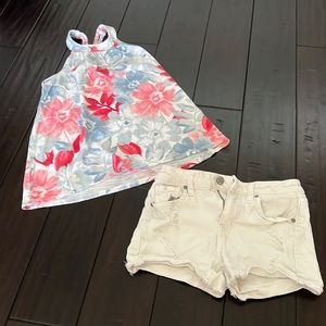 Adorable, girls summer outfit. Still time to wear before the heat wave goes away
